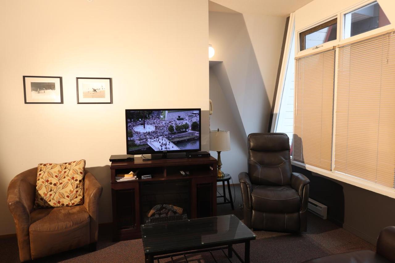 The Pinnacles Suites & Townhomes Silver Star Extérieur photo