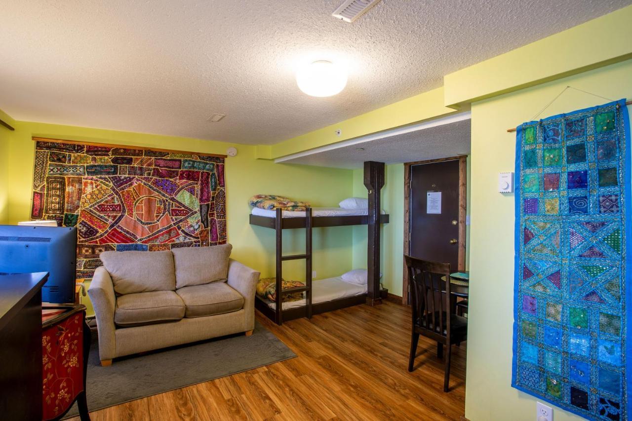 The Pinnacles Suites & Townhomes Silver Star Extérieur photo