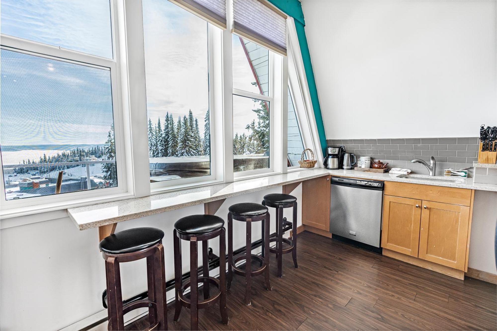 The Pinnacles Suites & Townhomes Silver Star Extérieur photo