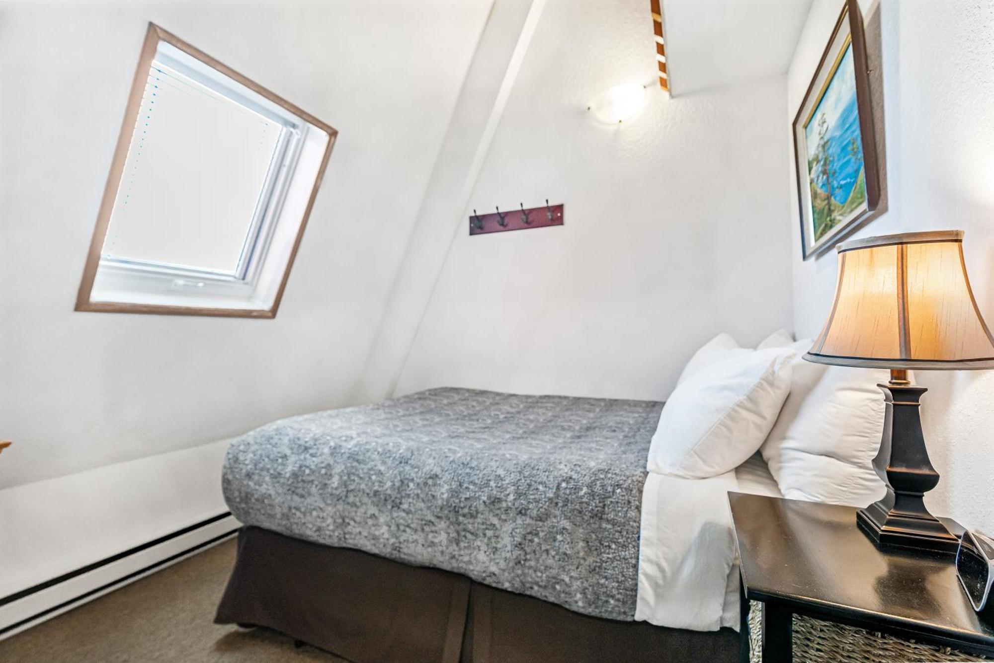 The Pinnacles Suites & Townhomes Silver Star Extérieur photo