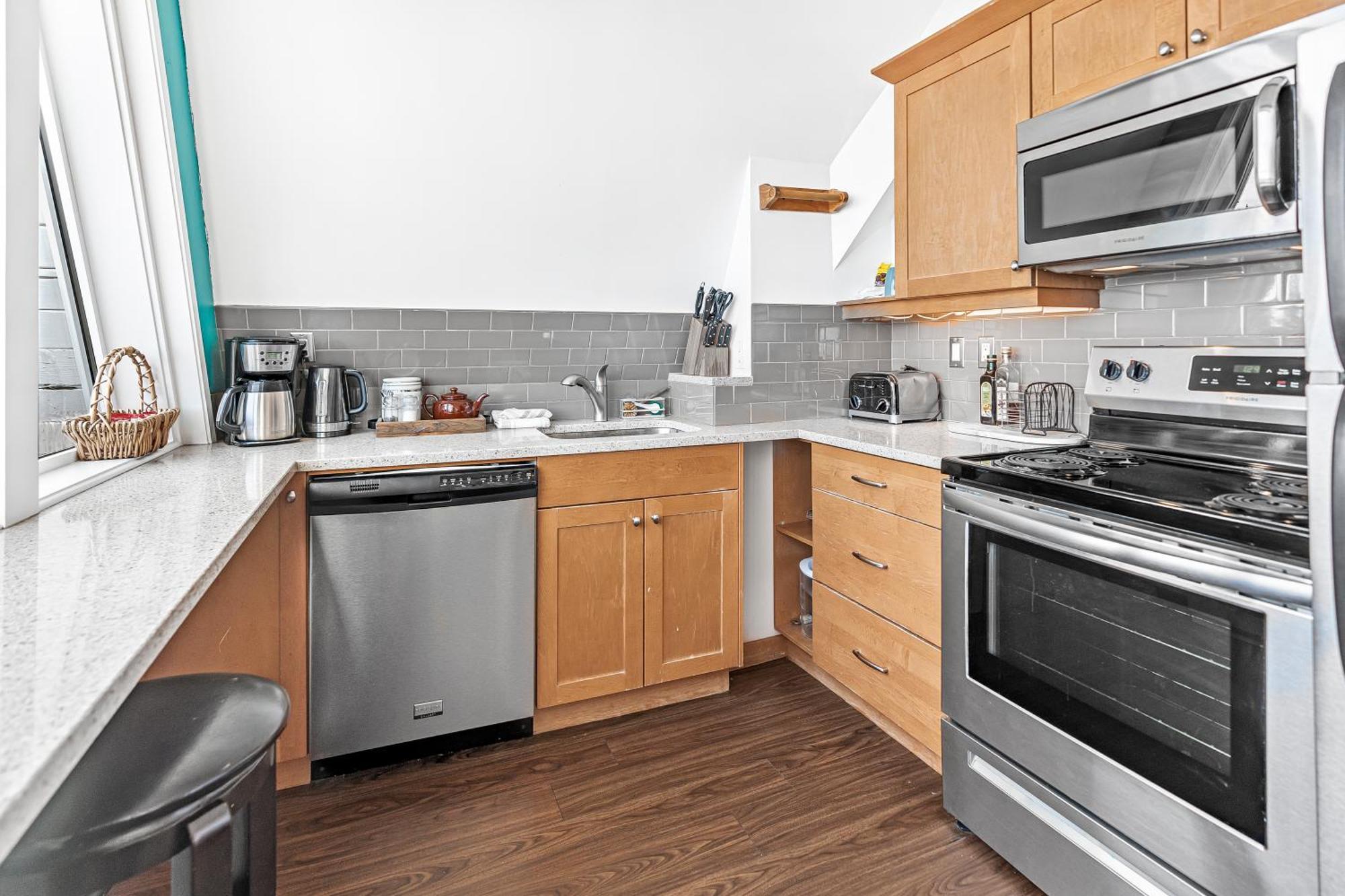 The Pinnacles Suites & Townhomes Silver Star Extérieur photo