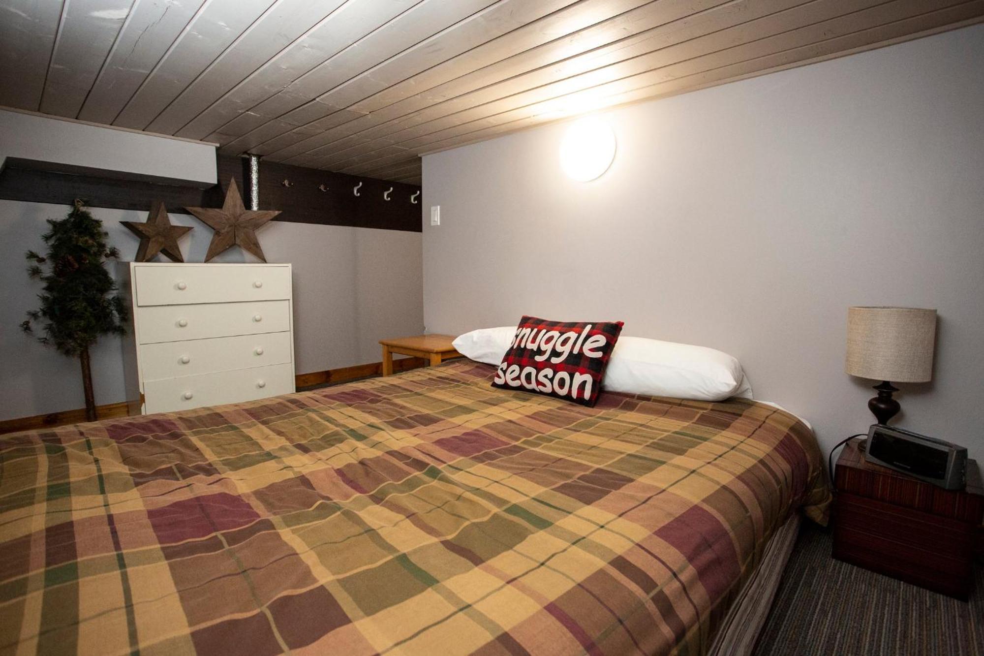 The Pinnacles Suites & Townhomes Silver Star Extérieur photo