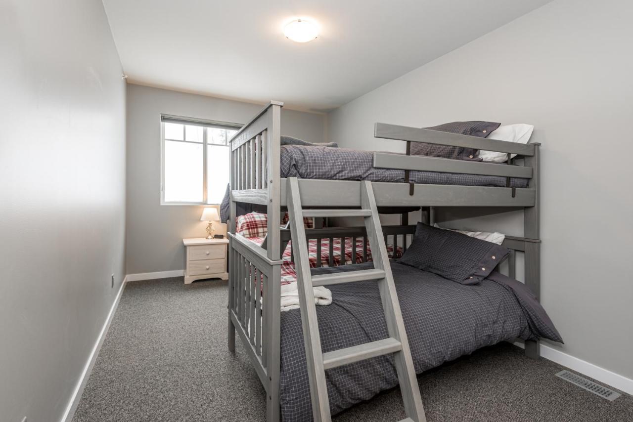 The Pinnacles Suites & Townhomes Silver Star Extérieur photo